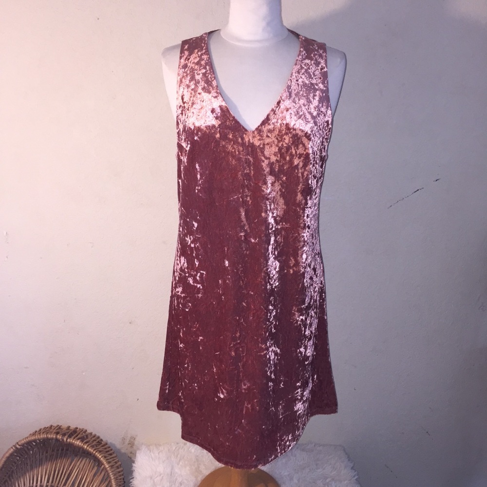 🌻 Miss Love Pink Crushed Velvet Dress D25020